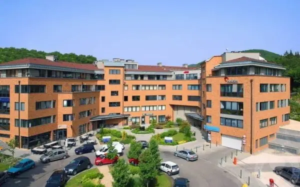 Kiadó iroda, Budapest, II. kerület 20+5 szoba 566 m² 2.67 M Ft/hó + Áfa