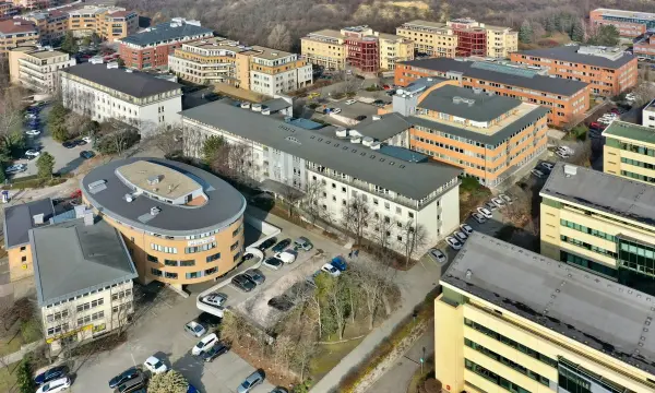 Kiadó iroda, Budapest, II. kerület 6 szoba 172 m² 812 E Ft/hó + Áfa