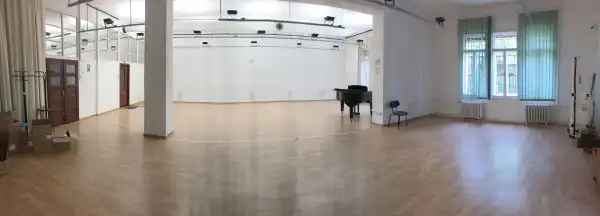 Kiadó iroda, Budapest, XIV. kerület 8 szoba 390 m² 1.05 M Ft/hó + Áfa