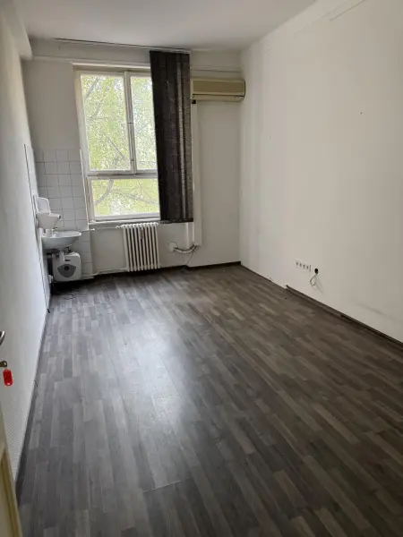 kiadó iroda, Dunaújváros
