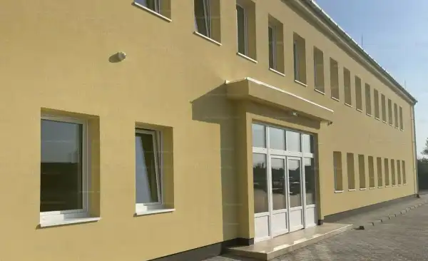 Kiadó iroda, Kistarcsa 2 szoba 40 m² 72 E Ft/hó