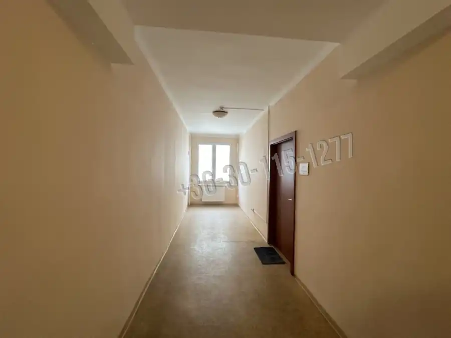 kiadó irodaház, Győr