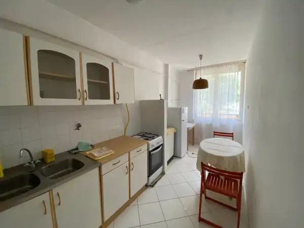 Kiadó lakás, Békéscsaba 2 szoba 75 m² 110 E Ft/hó
