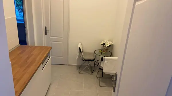 Kiadó lakás, Budakeszi 2 szoba 63 m² 250 E Ft/hó