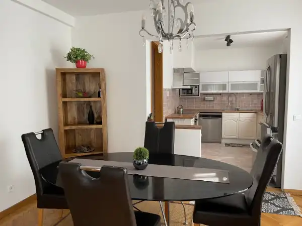 Kiadó lakás, Budapest, II. kerület 6 szoba 217 m² 1.13 M Ft/hó