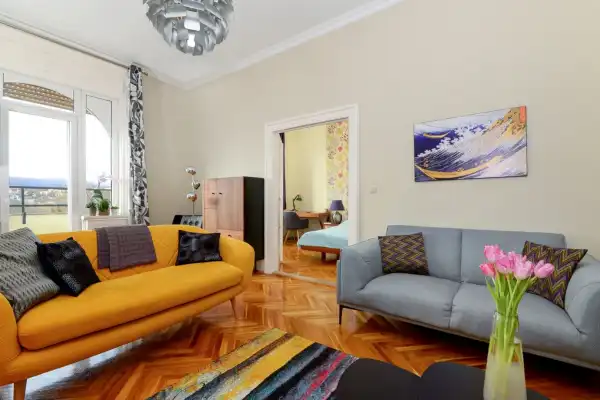 Kiadó lakás, Budapest, II. kerület 4 szoba 130 m² 850 E Ft/hó