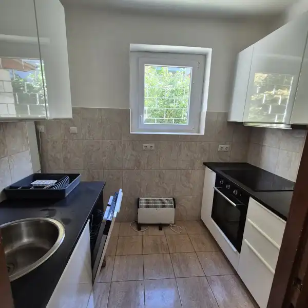 Kiadó lakás, Budapest, II. kerület 2 szoba 50 m² 240 E Ft/hó
