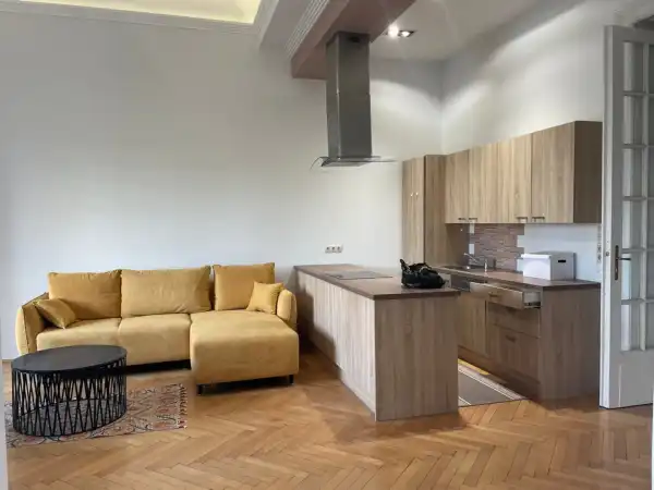 Kiadó lakás, Budapest, V. kerület 3 szoba 90 m² 474 E Ft/hó