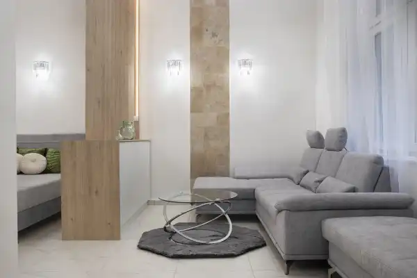 Kiadó lakás, Budapest, V. kerület 1+1 szoba 51 m² 350 E Ft/hó