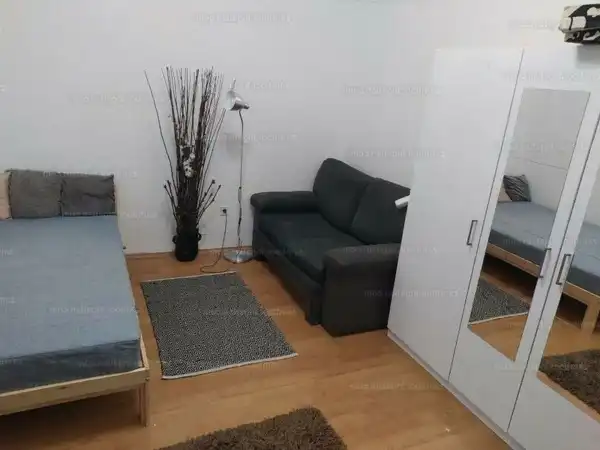 Kiadó lakás, Budapest, VII. kerület 1 szoba 38 m² 200 E Ft/hó