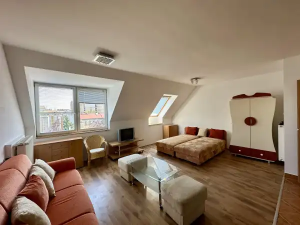 Kiadó lakás, Budapest, VIII. kerület 1 szoba 36 m² 200 E Ft/hó