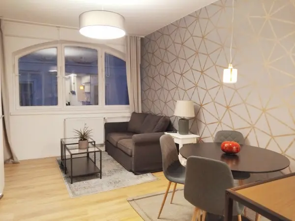 Kiadó lakás, Budapest, VIII. kerület 2 szoba 34 m² 250 E Ft/hó