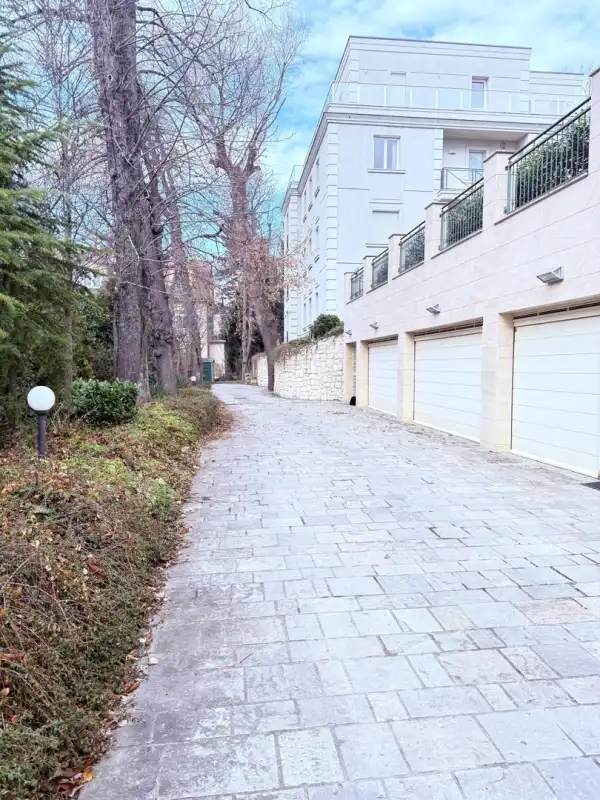 Kiadó lakás, Budapest, XI. kerület 5 szoba 180 m² 262.08 M Ft/hó