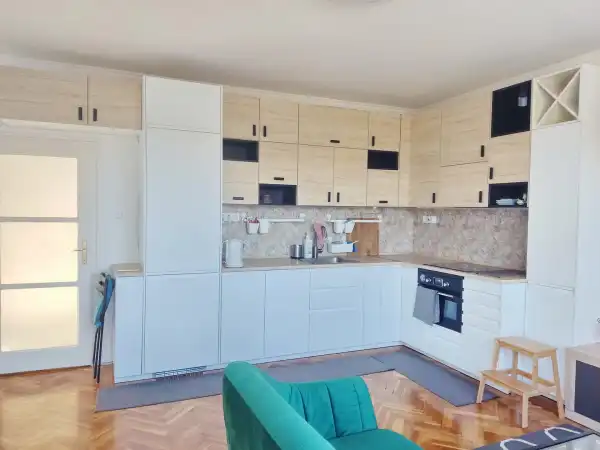 Kiadó lakás, Budapest, XXI. kerület 2+1 szoba 59 m² 220 E Ft/hó
