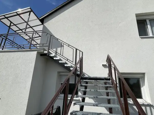 Kiadó lakás, Kecskéd 3 szoba 88 m² 180 E Ft/hó + Áfa