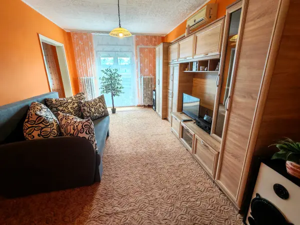Kiadó lakás, Mohács 4 szoba 60 m² 150 E Ft/hó
