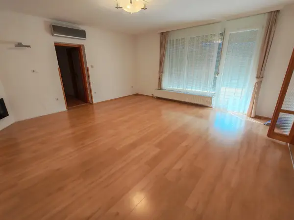 Kiadó lakás, Mohács 4 szoba 110 m² 200 E Ft/hó