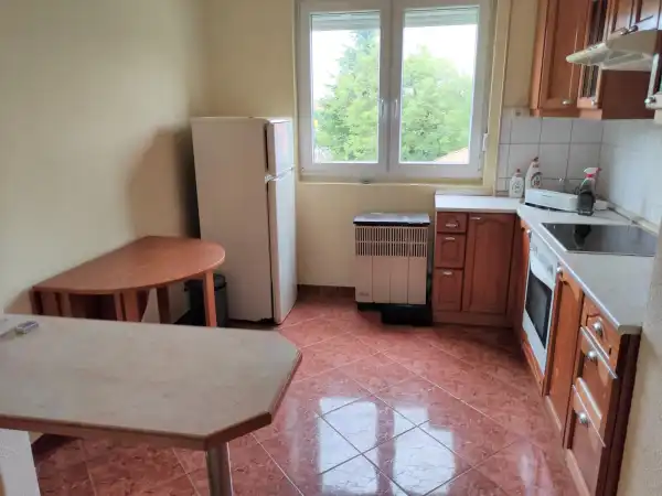 Kiadó lakás, Mohács 2 szoba 51 m² 180 E Ft/hó