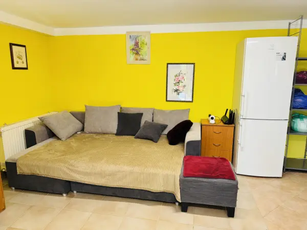 Kiadó lakás, Nagykovácsi 2 szoba 70 m² 348 E Ft/hó