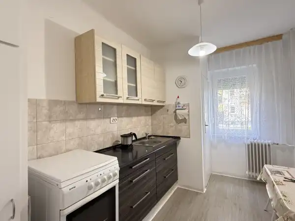 Kiadó lakás, Oroszlány 1 szoba 38 m² 120 E Ft/hó