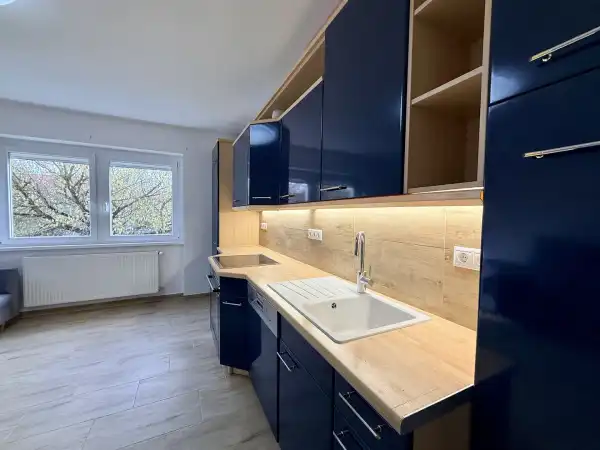 Kiadó lakás, Oroszlány 3 szoba 49 m² 160 E Ft/hó