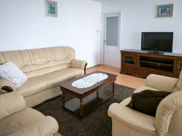 Kiadó lakás, Paks 2+1 szoba 74 m² 250 E Ft/hó