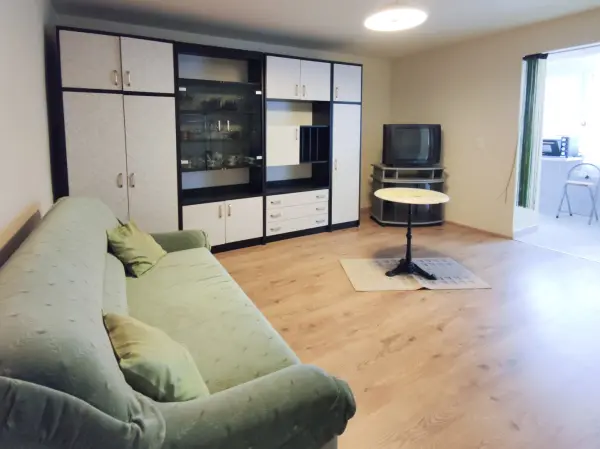 Kiadó lakás, Paks 1 szoba 60 m² 135 E Ft/hó
