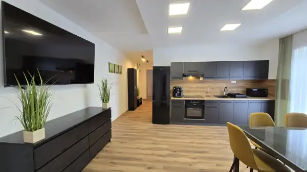 Kiadó lakás, Paks 4 szoba 80 m² 200 E Ft/hó
