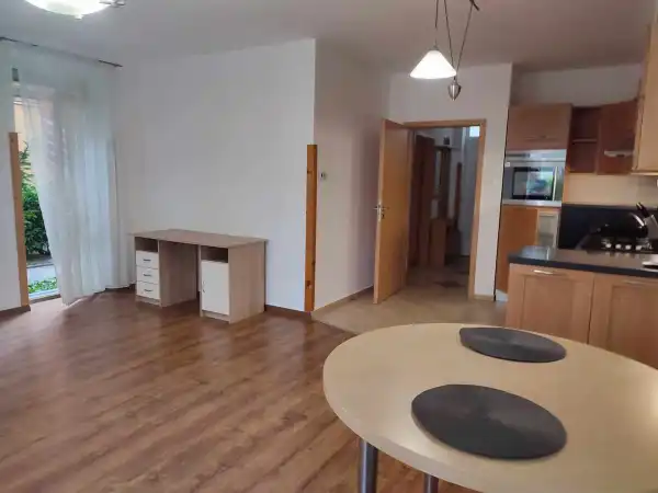 Kiadó lakás, Pécs 2 szoba 50 m² 190 E Ft/hó
