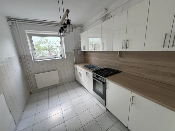 Kiadó lakás, Sopron 3 szoba 104 m² 250 E Ft/hó