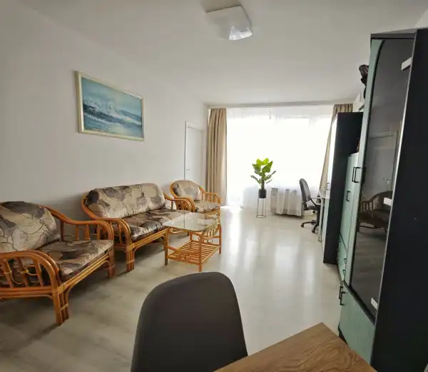 Kiadó lakás, Szeged 2 szoba 52 m² 180 E Ft/hó