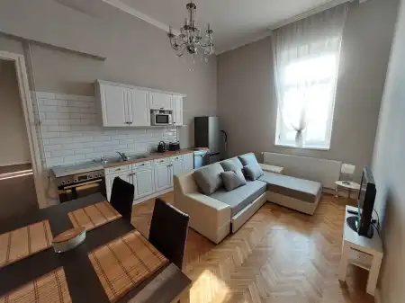 kiadó lakás, Szeged