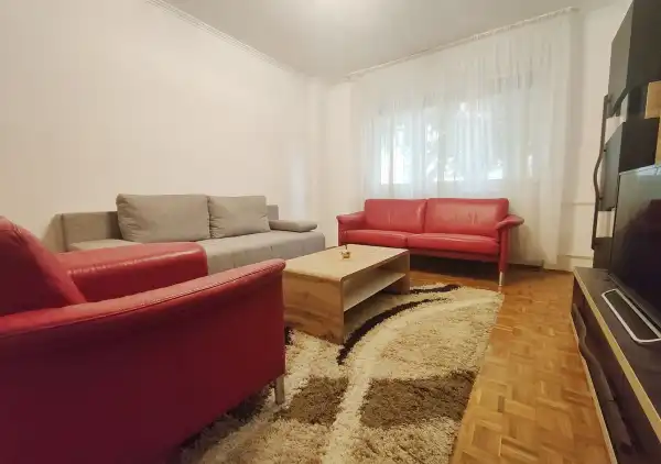 Kiadó lakás, Szeged 2 szoba 52 m² 190 E Ft/hó