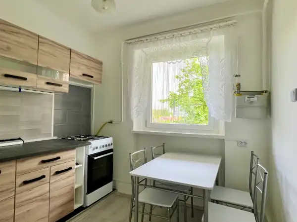 Kiadó lakás, Székesfehérvár 1+1 szoba 39 m² 160 E Ft/hó