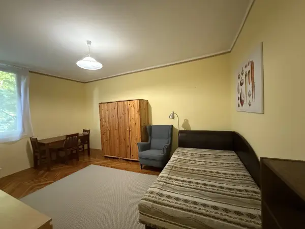 Kiadó lakás, Székesfehérvár 1 szoba 30 m² 150 E Ft/hó