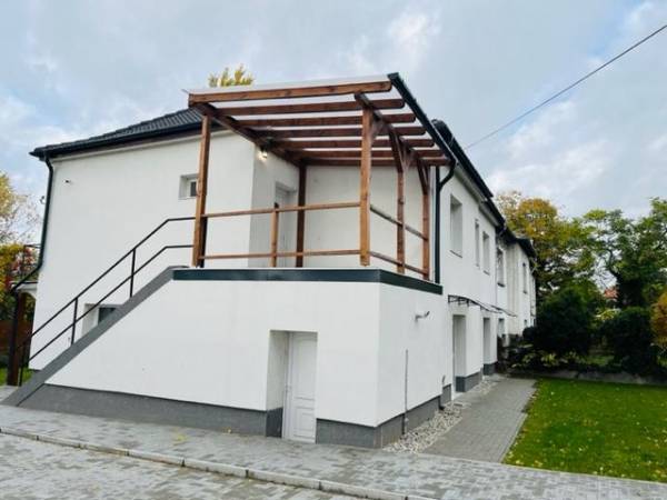 kiadó lakás, Tata