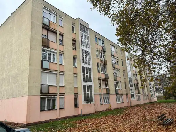 Kiadó lakás, Tatabánya 1+2 szoba 52 m² 160 E Ft/hó