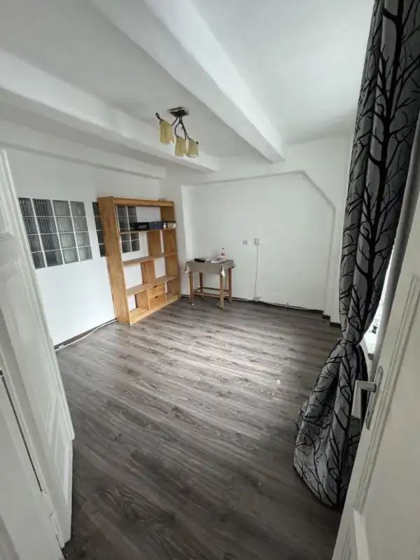 Kiadó lakás, Vác 1 szoba 30 m² 130 E Ft/hó