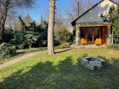 kiadó nyaraló, Balatonvilágos