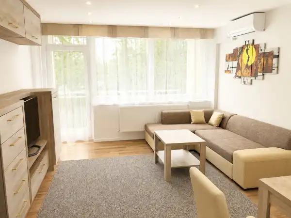 Kiadó panel lakás, Békéscsaba 2 szoba 57 m² 135 E Ft/hó