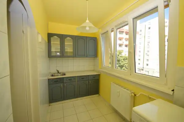 Kiadó panel lakás, Budaörs 2 szoba 48 m² 220 E Ft/hó