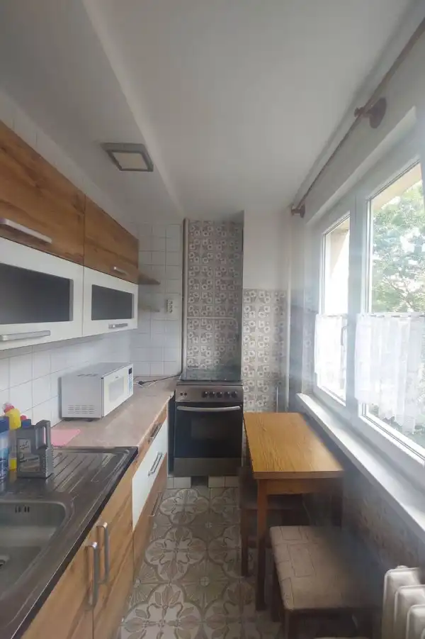 Kiadó panel lakás, Dunaújváros 2 szoba 57 m² 160 E Ft/hó