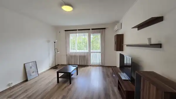 Kiadó panel lakás, Paks 1 szoba 42 m² 150 E Ft/hó