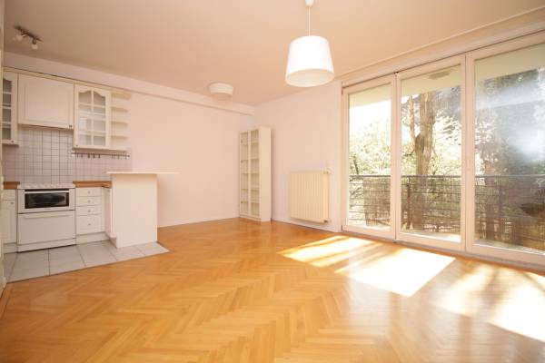 kiadó újszerű lakás, Budapest, I. kerület