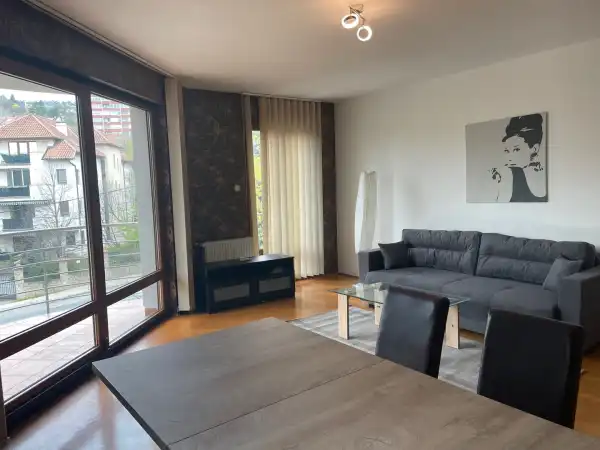Kiadó újszerű lakás, Budapest, II. kerület 3 szoba 90 m² 474 E Ft/hó