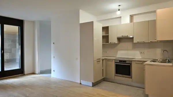 Kiadó újszerű lakás, Budapest, III. kerület 2 szoba 49 m² 260 E Ft/hó