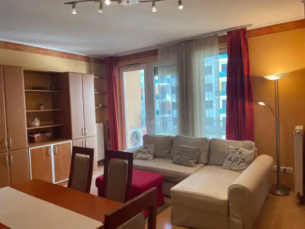 Kiadó újszerű lakás, Budapest, IX. kerület 3+1 szoba 80 m² 370 E Ft/hó
