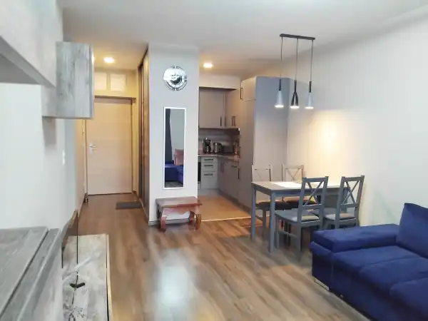 Kiadó újszerű lakás, Budapest, VIII. kerület 2 szoba 53 m² 322 E Ft/hó