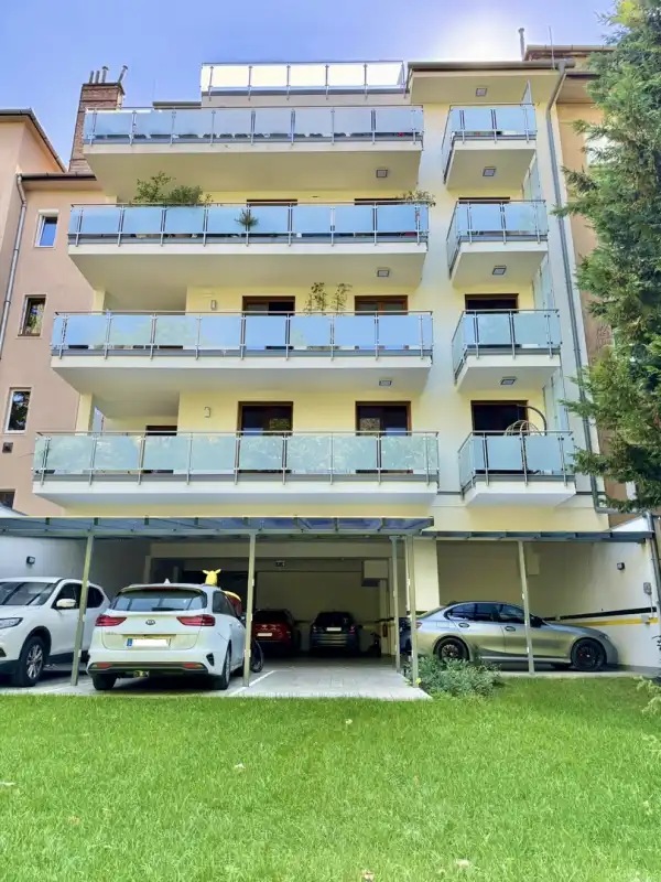 Kiadó újszerű lakás, Budapest, XI. kerület 3 szoba 80 m² 440 E Ft/hó
