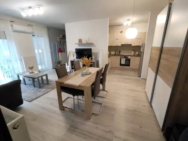 Kiadó újszerű lakás, Mohács 2 szoba 60 m² 120 E Ft/hó